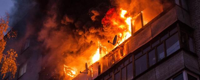 В Липецке из-за пожара эвакуировали общежитие